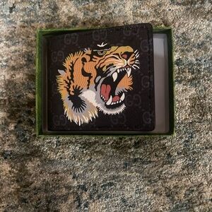 Gucci Black and Orange Tiger Card Holder